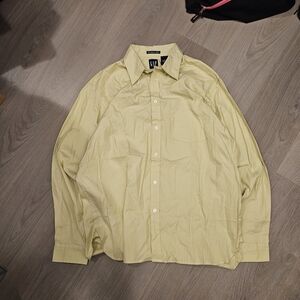 GAP Men's Pale Yellow Long-Sleeve Dress Shirt